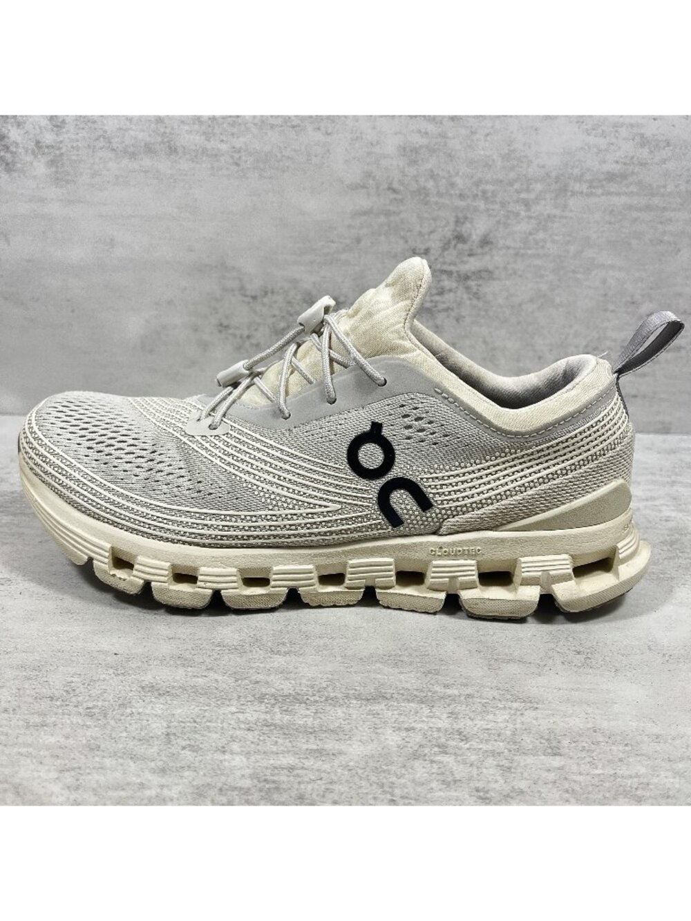 On Cloud X Z5 Running Shoes - Women's Size 6 - Cream Gray